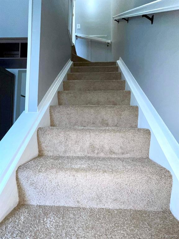154 NEPTUNE Drive, #54, Walled Lake, MI 48390 — Photo 12