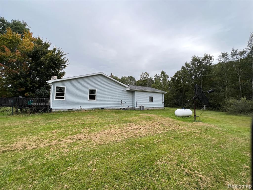 9860 OATMAN Road, Greenwood, MI 48006 — Photo 38