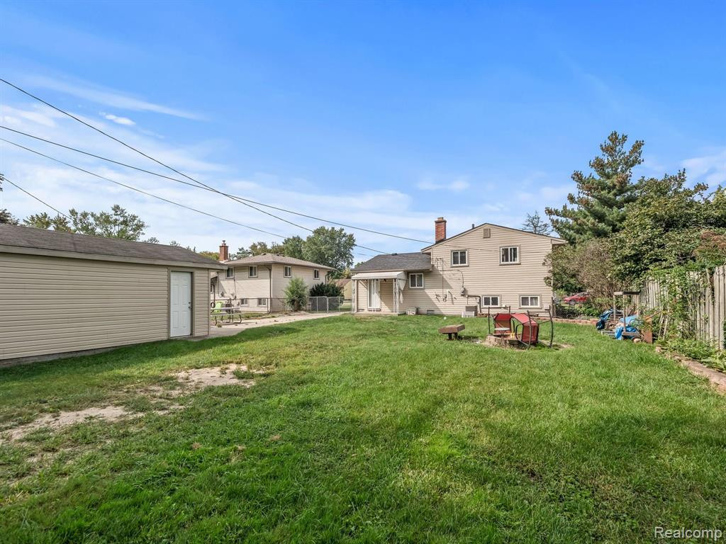 6916 ARCOLA Street, Garden City, MI — Photo 16