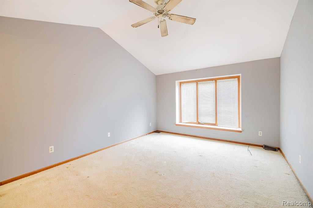 37742 AMBER Drive, Farmington Hills, MI 48331 — Photo 23