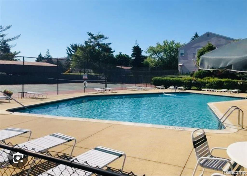 24543 Olde Orchard Street, Novi, MI — Photo 10