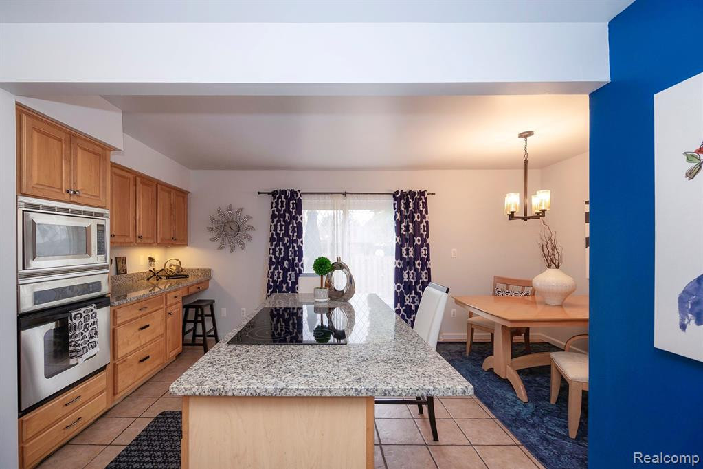 24543 Olde Orchard Street, Novi, MI — Photo 21