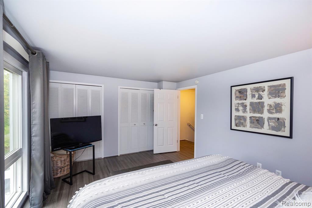24543 Olde Orchard Street, Novi, MI — Photo 25