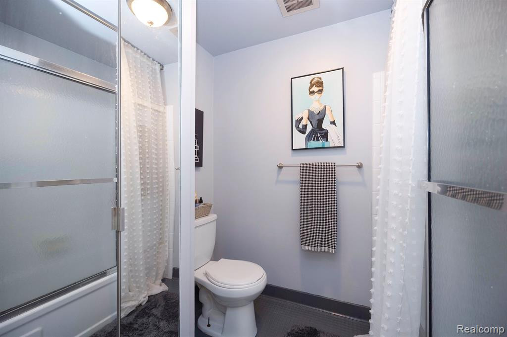 24543 Olde Orchard Street, Novi, MI — Photo 28