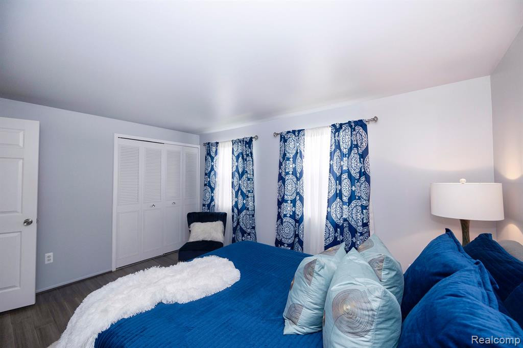 24543 Olde Orchard Street, Novi, MI — Photo 31