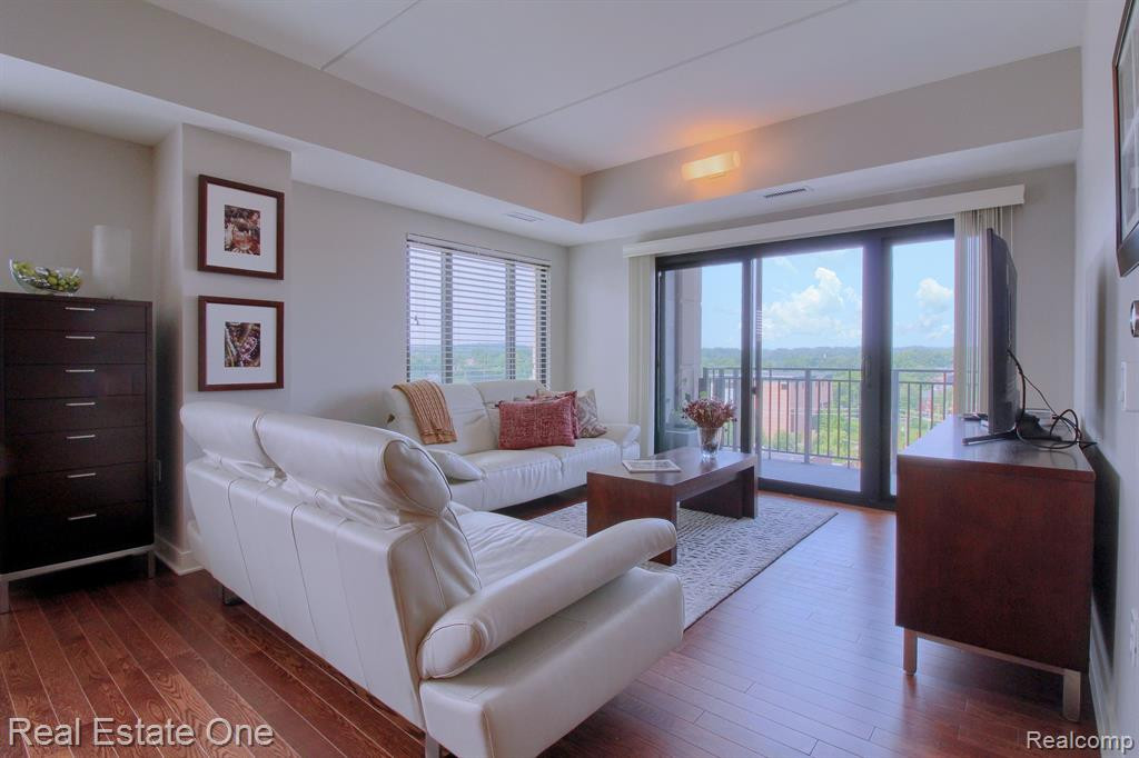 111 N ASHLEY Street, 602, Ann Arbor, MI 48104 — Photo 9