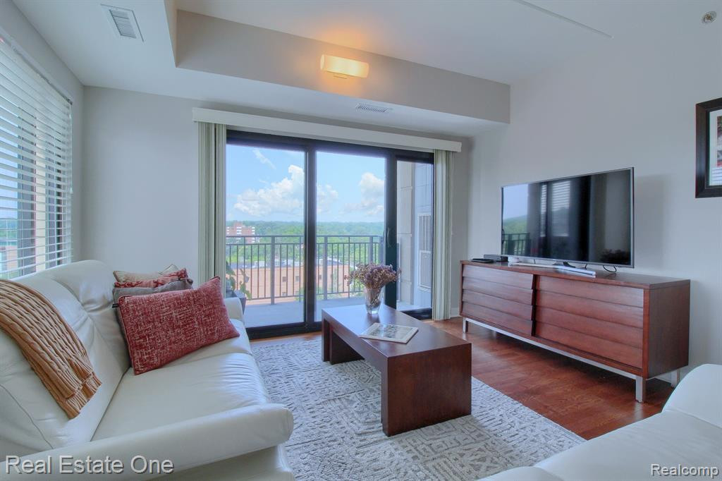111 N ASHLEY Street, 602, Ann Arbor, MI 48104 — Photo 10