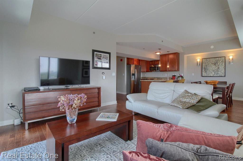 111 N ASHLEY Street, 602, Ann Arbor, MI 48104 — Photo 11