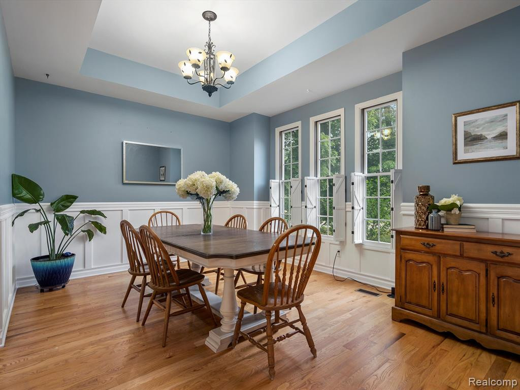 8327 WOODLAND Circle, Goodrich Vlg, MI — Photo 10