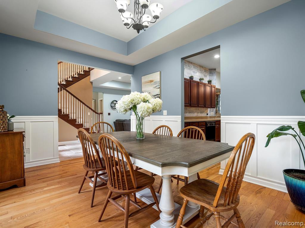 8327 WOODLAND Circle, Goodrich Vlg, MI — Photo 11