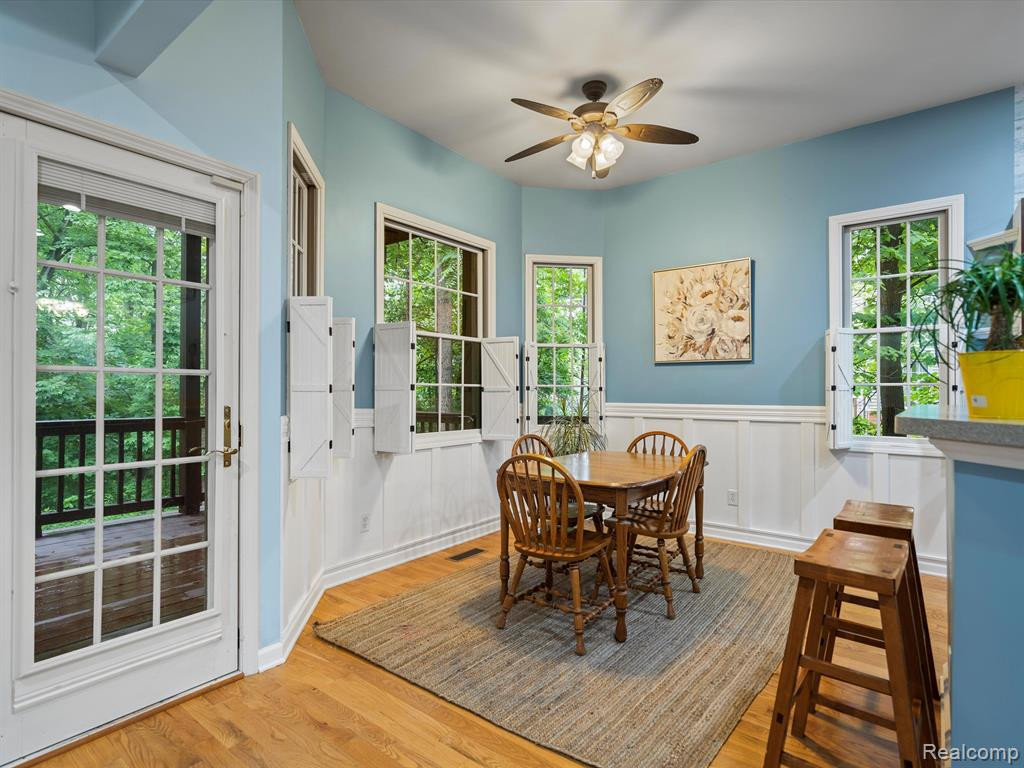 8327 WOODLAND Circle, Goodrich Vlg, MI — Photo 16