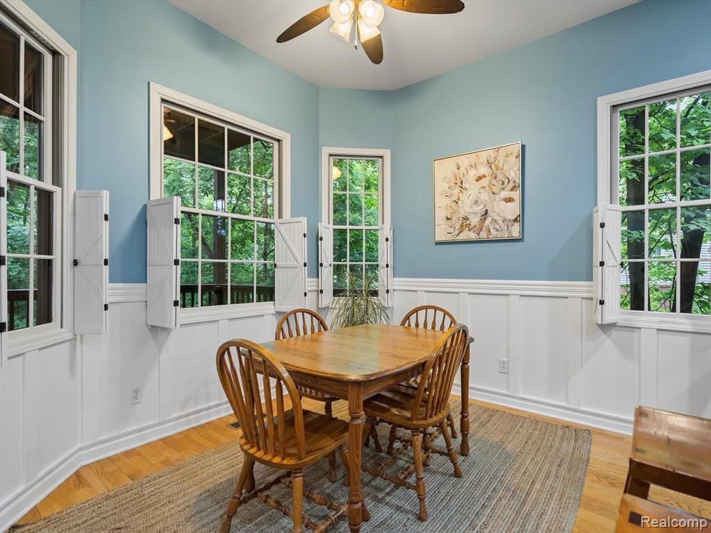8327 WOODLAND Circle, Goodrich Vlg, MI — Photo 17
