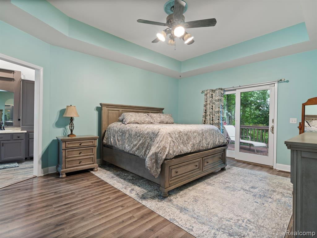 8327 WOODLAND Circle, Goodrich Vlg, MI — Photo 18