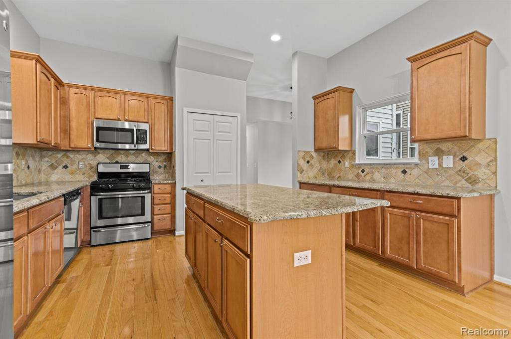 1280 N Bay Drive, Ann Arbor, MI 48103 — Photo 8
