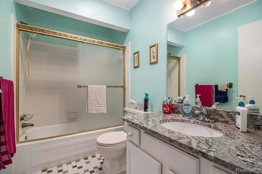 44201 FRANCISCAN Drive, Canton, MI 48187 — Photo 14