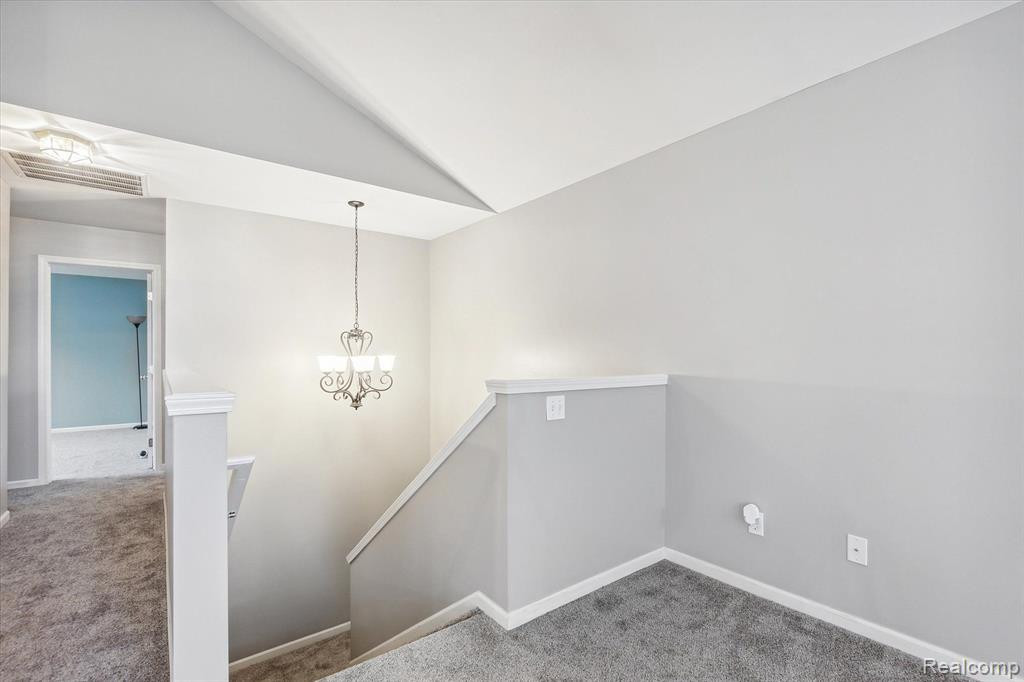 673 ABBINGTON, Howell, MI 48843 — Photo 6