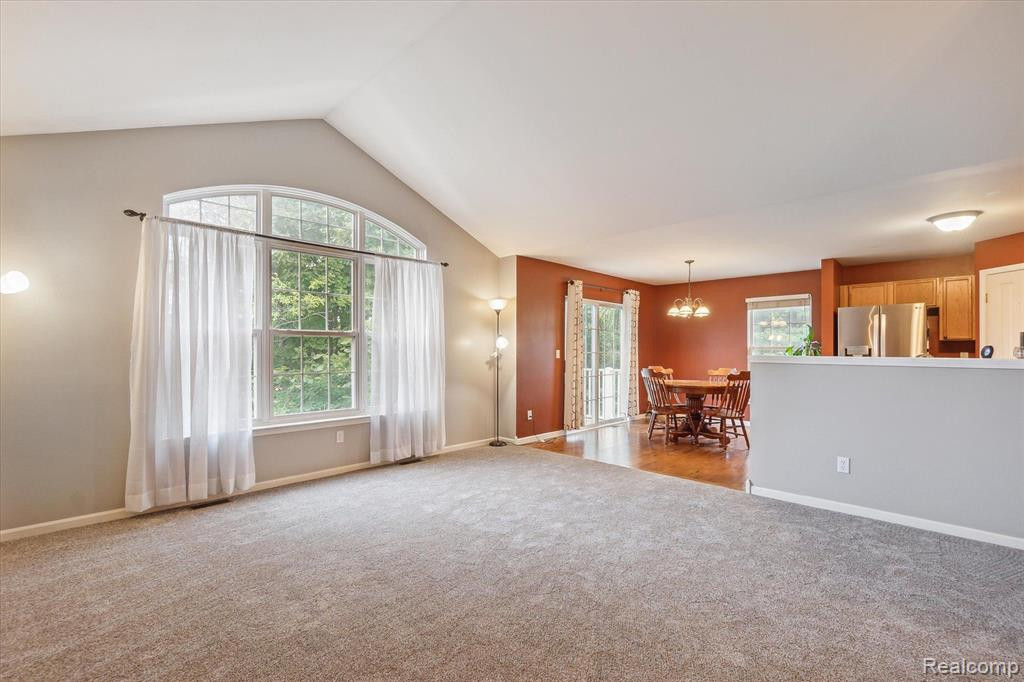 673 ABBINGTON, Howell, MI 48843 — Photo 8