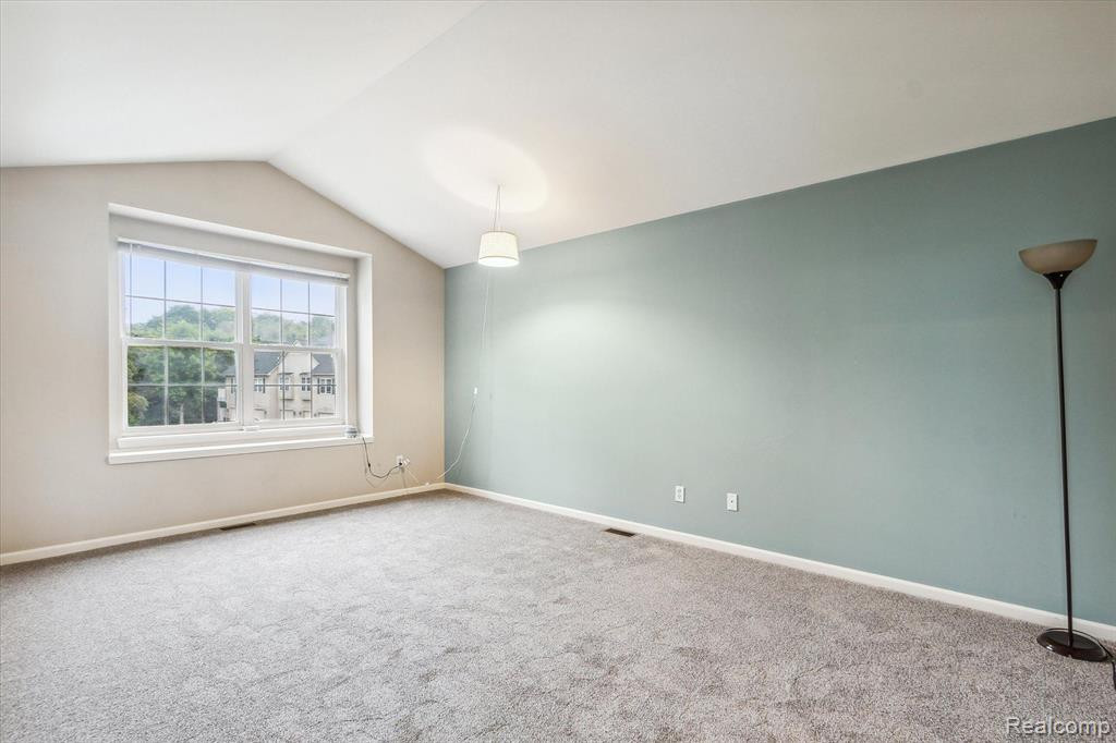 673 ABBINGTON, Howell, MI 48843 — Photo 18