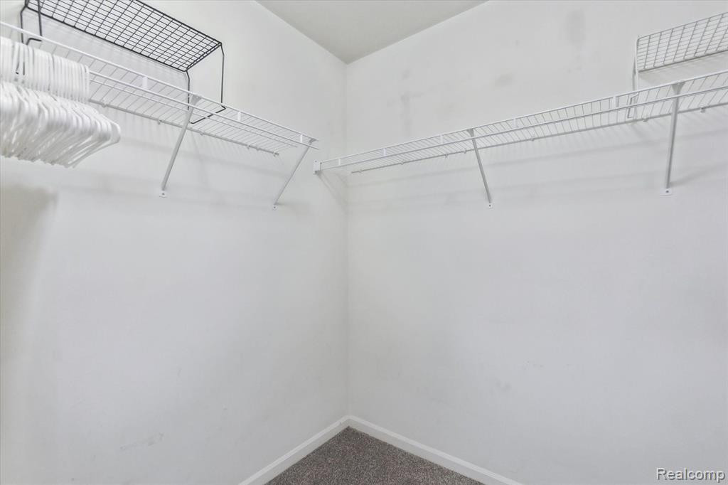 673 ABBINGTON, Howell, MI 48843 — Photo 20