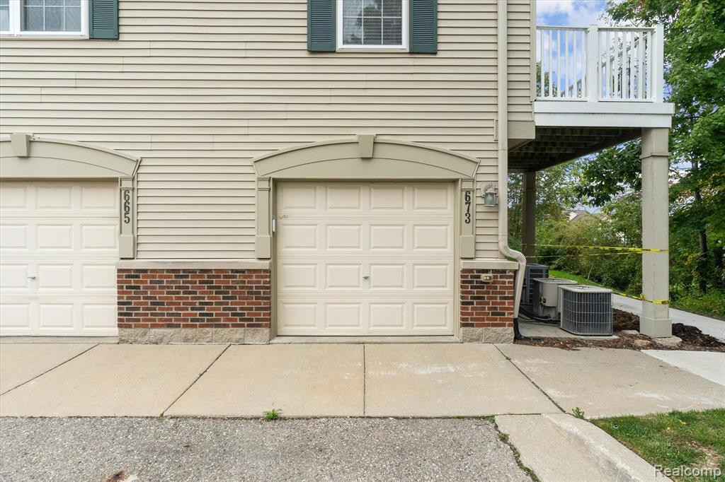 673 ABBINGTON, Howell, MI 48843 — Photo 27