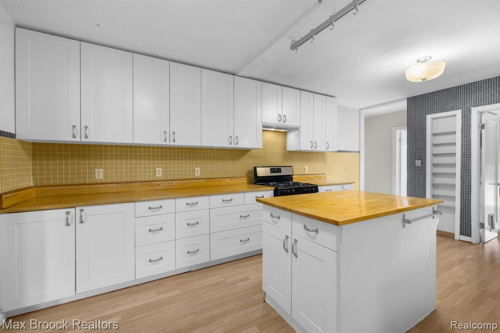 603 Neff Road, Grosse Pointe, MI 48230 — Photo 33