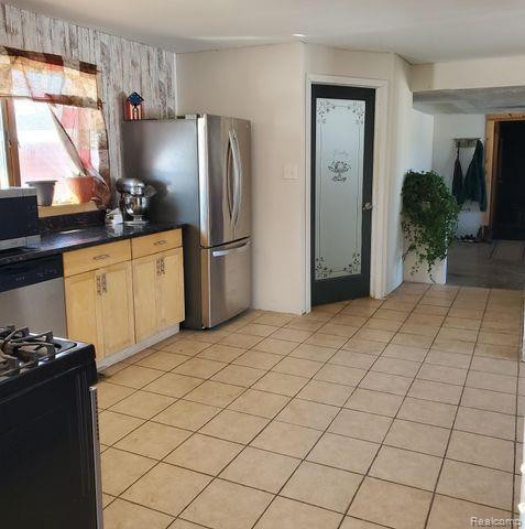 4155 MILLER Road, Mussey, MI 48014 — Photo 4
