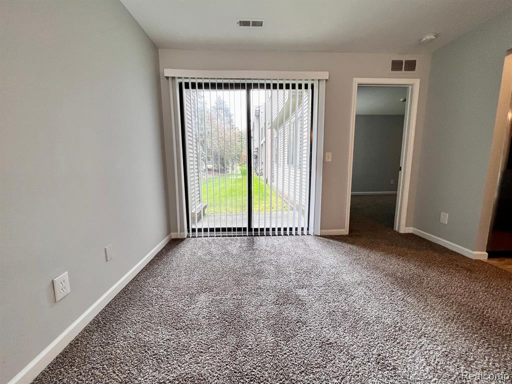 42521 LILLEY POINTE Drive, Canton, MI 48187 — Photo 6