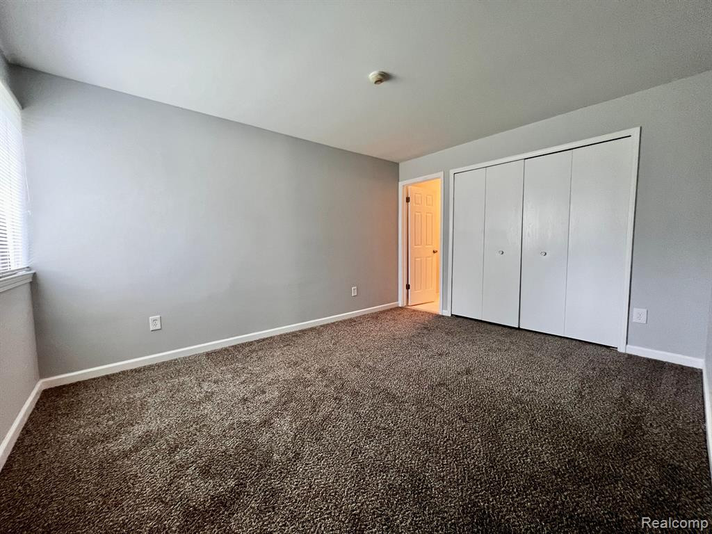 42521 LILLEY POINTE Drive, Canton, MI 48187 — Photo 11