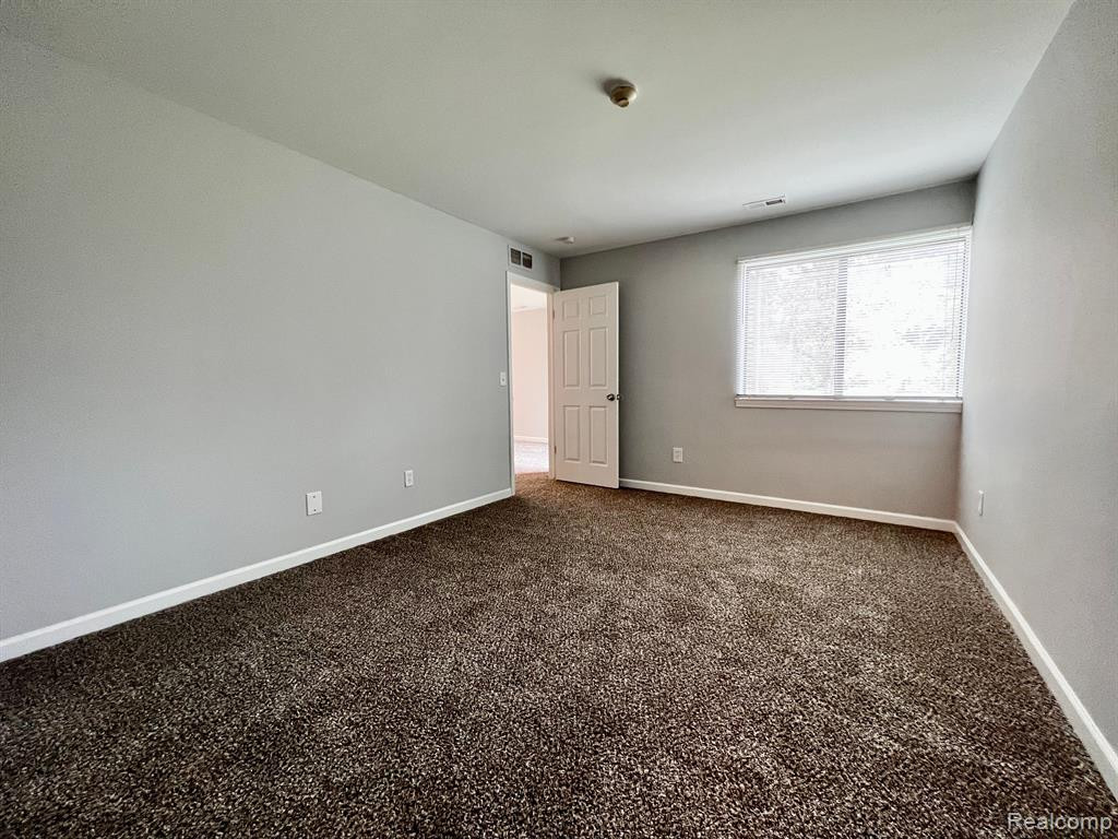 42521 LILLEY POINTE Drive, Canton, MI 48187 — Photo 12