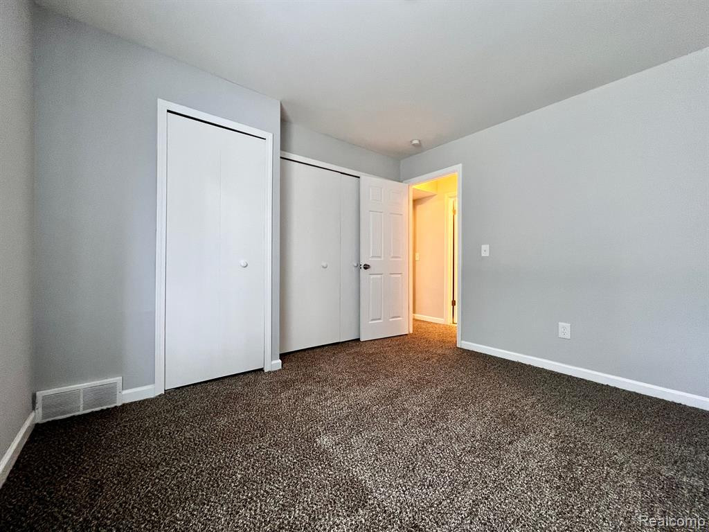 42521 LILLEY POINTE Drive, Canton, MI 48187 — Photo 15