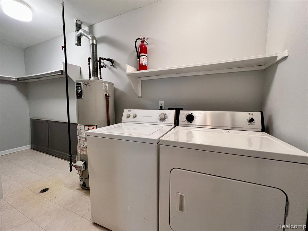 42521 LILLEY POINTE Drive, Canton, MI 48187 — Photo 17