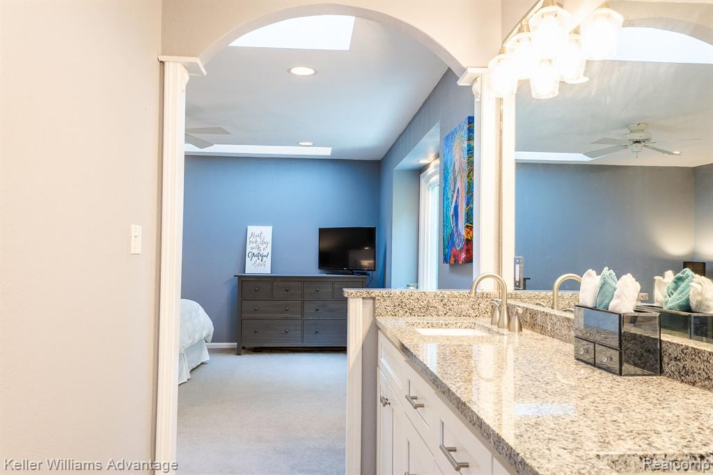 7885 LAKE CREST Drive, Ypsilanti, MI 48197 — Photo 25