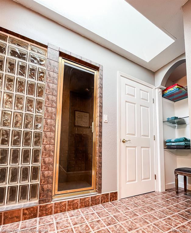 7885 LAKE CREST Drive, Ypsilanti, MI 48197 — Photo 26