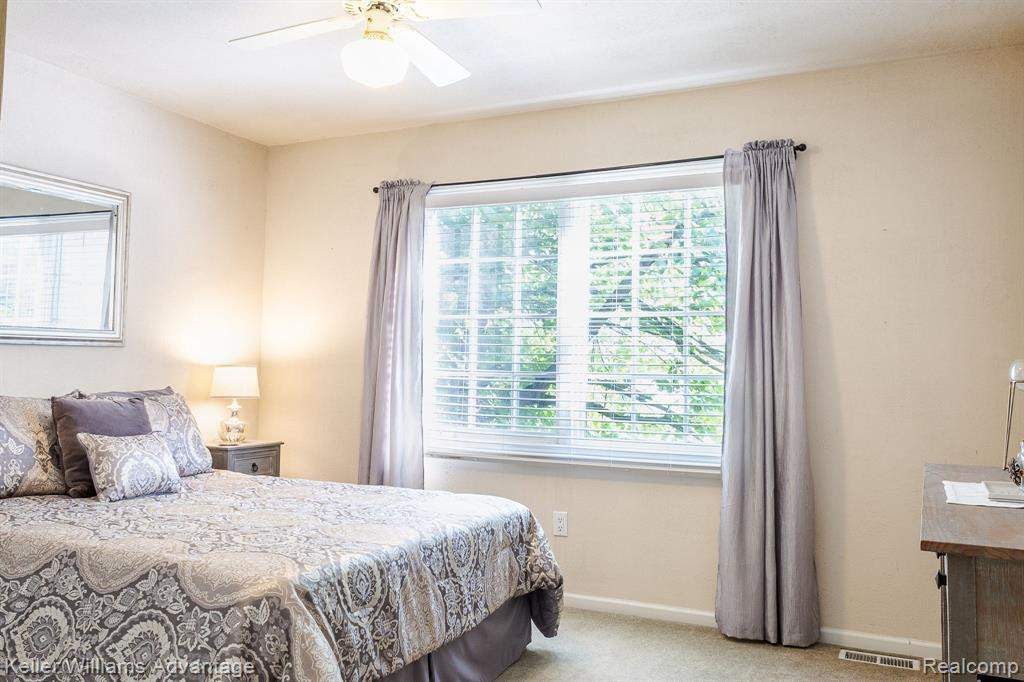 7885 LAKE CREST Drive, Ypsilanti, MI 48197 — Photo 29