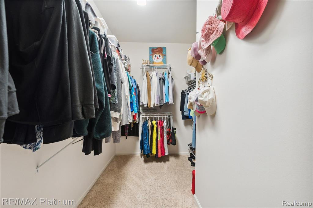 3730 RAINIER Drive, 109, Howell, MI 48843 — Photo 21