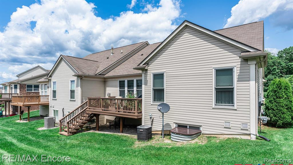 3105 BELLE TERRE, Commerce Twp, MI 48382 — Photo 7