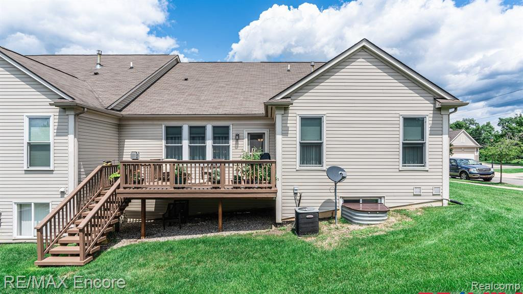 3105 BELLE TERRE, Commerce Twp, MI 48382 — Photo 8