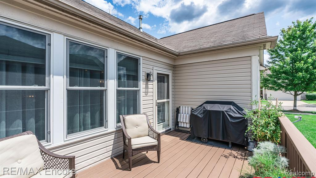 3105 BELLE TERRE, Commerce Twp, MI 48382 — Photo 10
