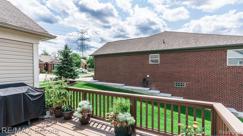 3105 BELLE TERRE, Commerce Twp, MI 48382 — Photo 11