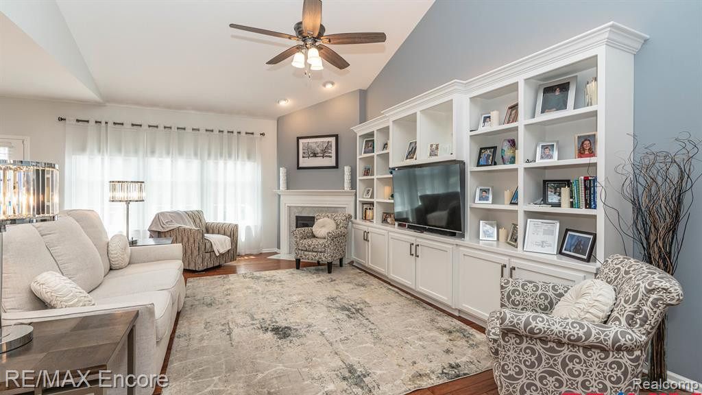 3105 BELLE TERRE, Commerce Twp, MI 48382 — Photo 28