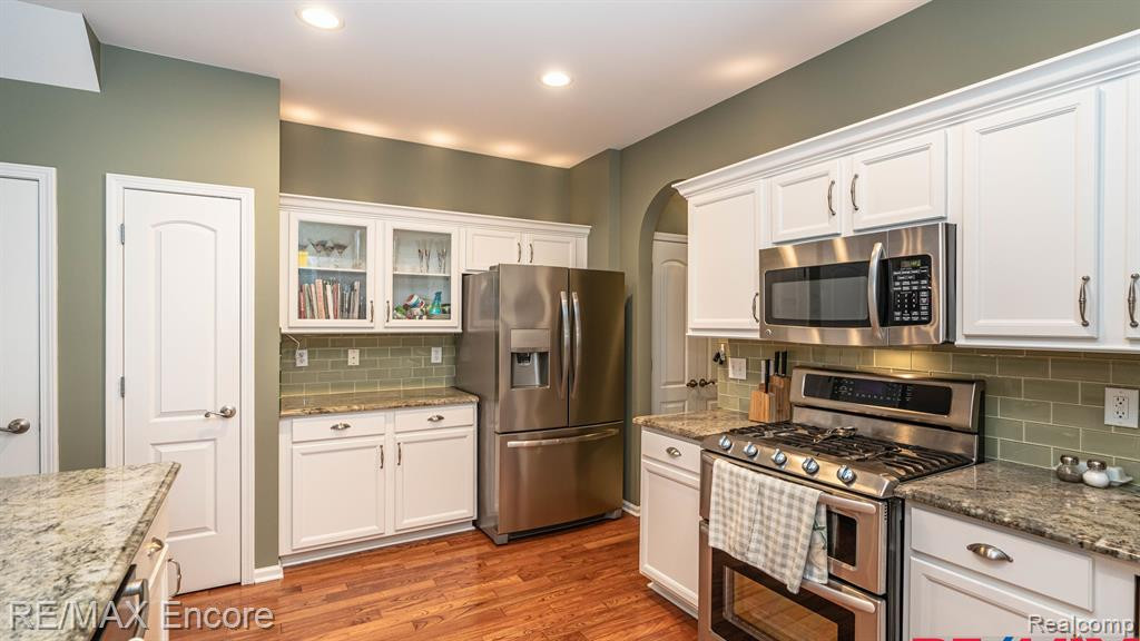 3105 BELLE TERRE, Commerce Twp, MI 48382 — Photo 40