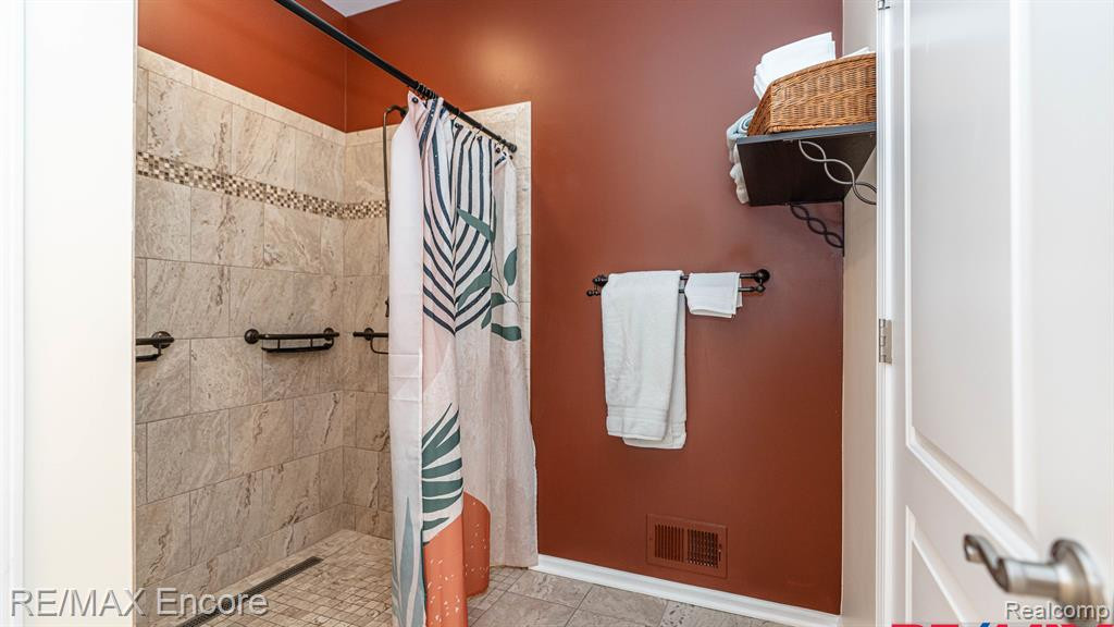 3105 BELLE TERRE, Commerce Twp, MI 48382 — Photo 51