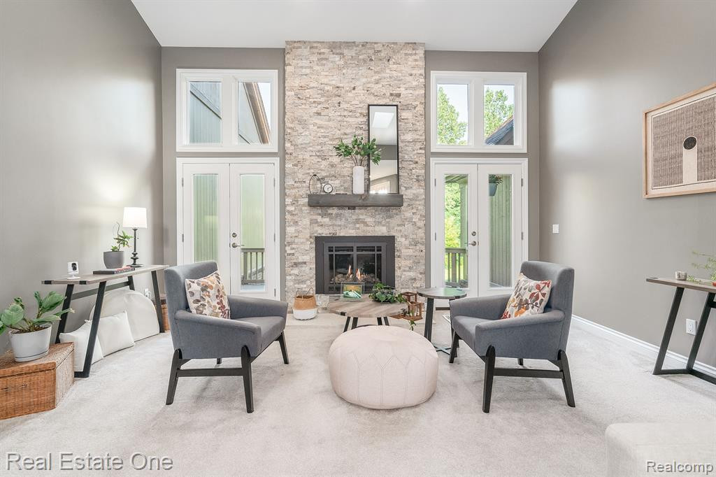 13672 EATON Drive, Unit 9, Plymouth, MI 48170 — Photo 10