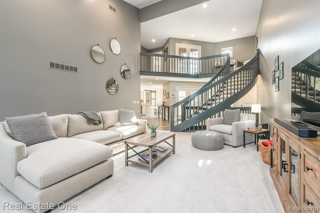 13672 EATON Drive, Unit 9, Plymouth, MI 48170 — Photo 17