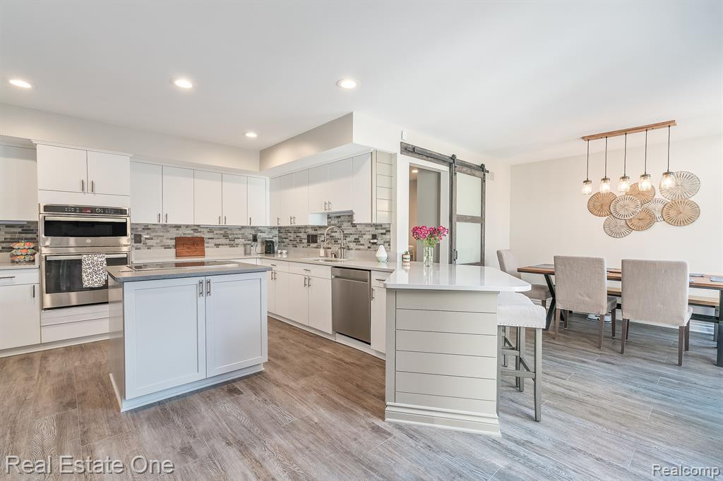 13672 EATON Drive, Unit 9, Plymouth, MI 48170 — Photo 18