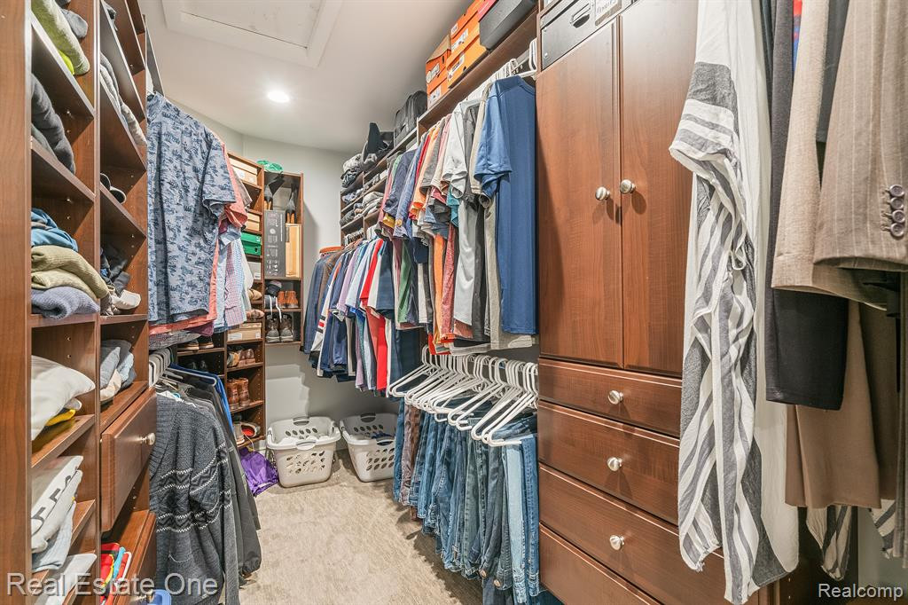 13672 EATON Drive, Unit 9, Plymouth, MI 48170 — Photo 29
