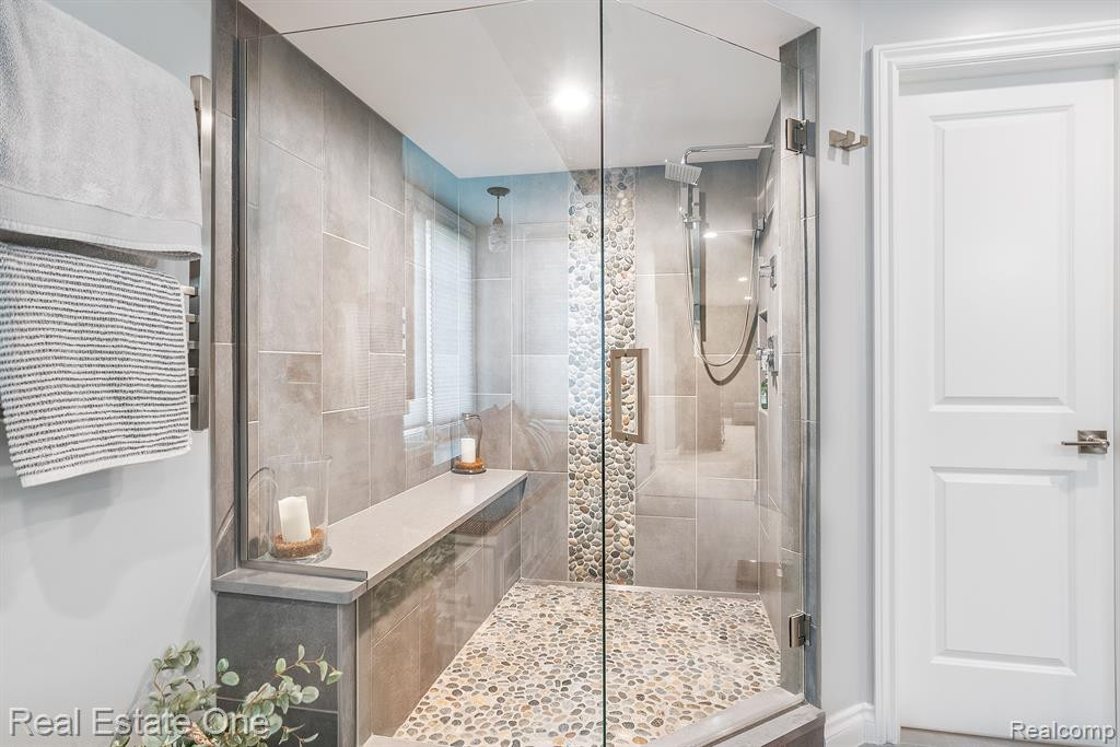 13672 EATON Drive, Unit 9, Plymouth, MI 48170 — Photo 30
