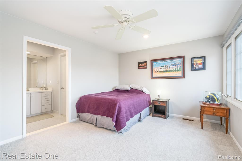 13672 EATON Drive, Unit 9, Plymouth, MI 48170 — Photo 35