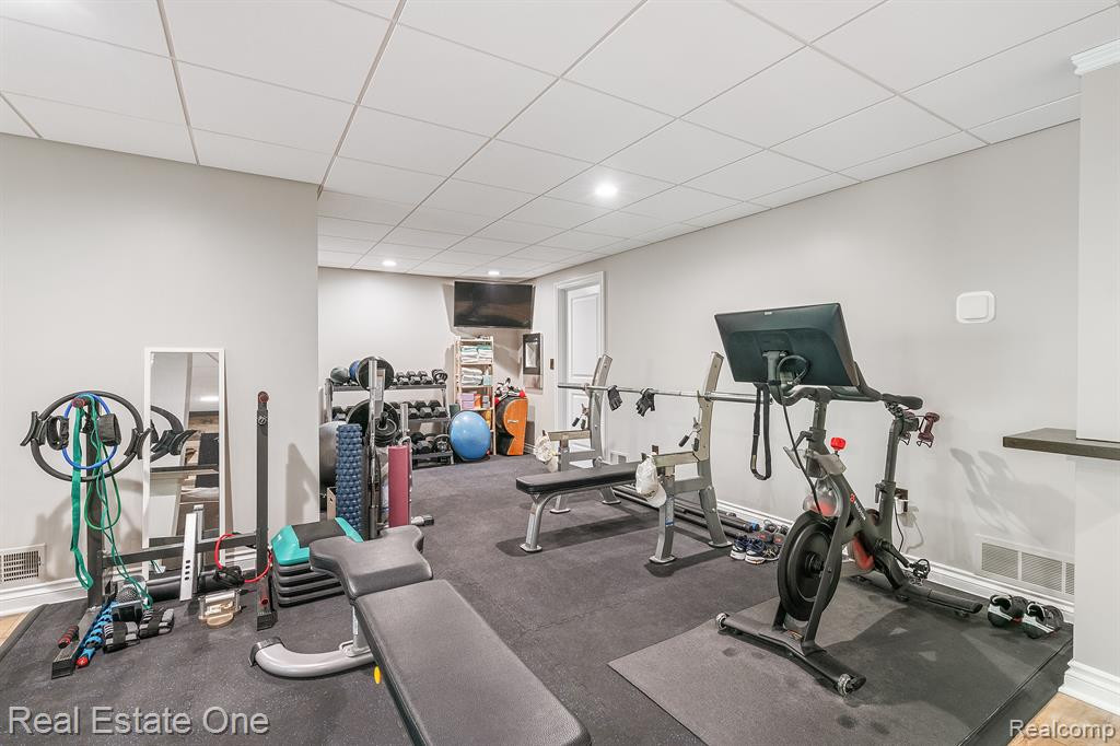 13672 EATON Drive, Unit 9, Plymouth, MI 48170 — Photo 49
