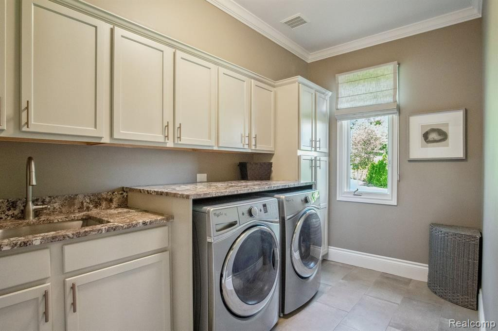 18429 STONERIDGE Court, Northville, MI 48168 — Photo 23